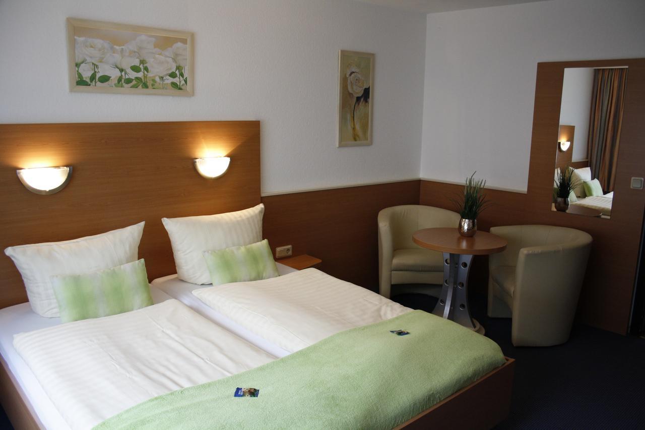 Hotel Pellmuehle Jever Extérieur photo